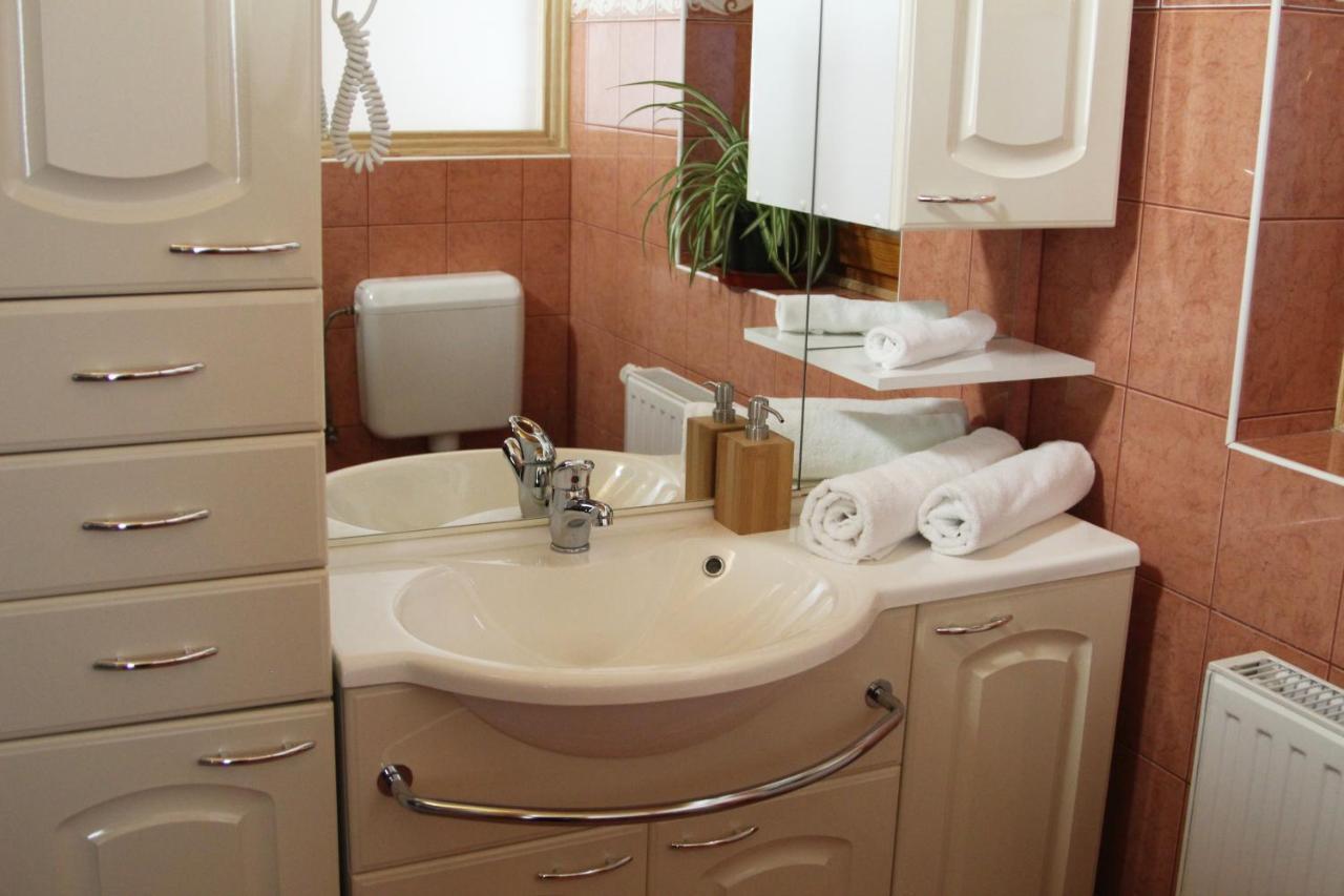 Tiszafa Vendeghaz Szentgal Hotel Luaran gambar